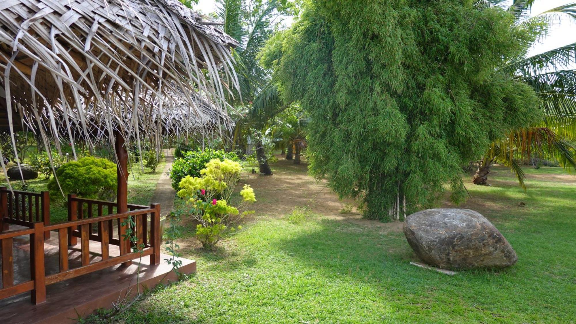 Salt Lake Cabanas & Restaurant タンガラ エクステリア 写真